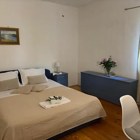 In - Frane Apartment